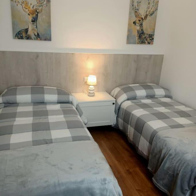 Roc De La Mel Apartment Caserras ภายนอก รูปภาพ